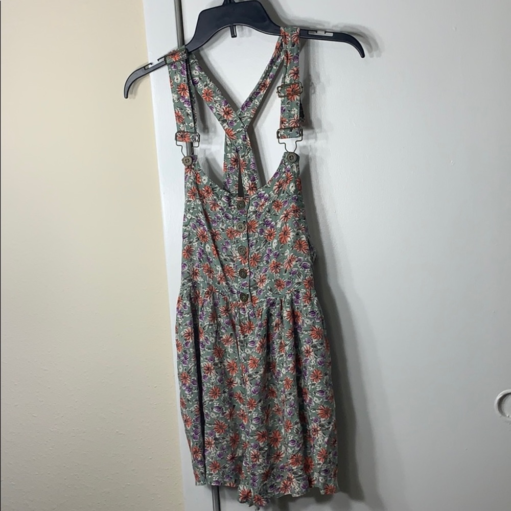 Sugarmint floral jumper romper w/pockets